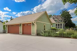 920 Geneva St, Lake Geneva, WI 53147 - Photo 36