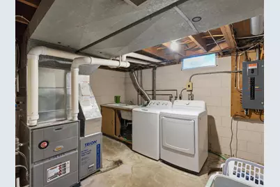 2830  35th St, Two Rivers, WI 54241 - Photo 28