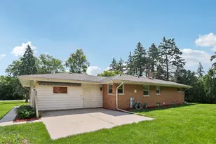 8173 S 28th St, Franklin, WI 53132 - Photo 42