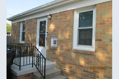 3217  Caledonia St, Racine, WI 53402 - Photo 8