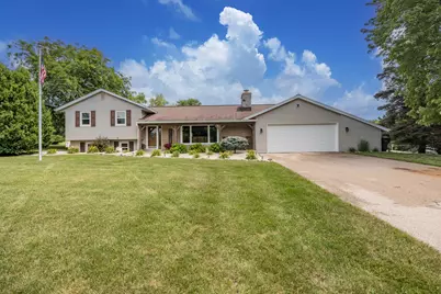 W314S7944  High View Cir, Mukwonago, WI 53149 - Photo 2