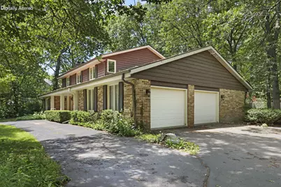 8730  Lakeshore Dr, Pleasant Prairie, WI 53158 - Photo 2