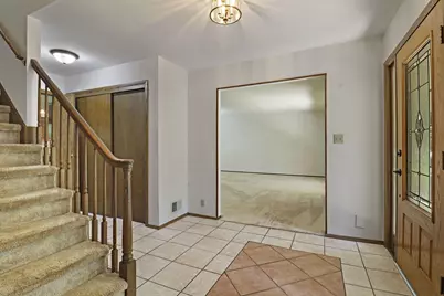 8730  Lakeshore Dr, Pleasant Prairie, WI 53158 - Photo 4