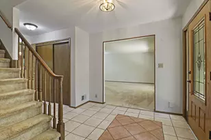 8730 Lakeshore Dr, Pleasant Prairie, WI 53158 - Photo 4