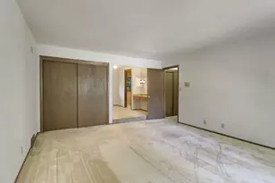 8730 Lakeshore Dr, Pleasant Prairie, WI 53158 - Photo 26