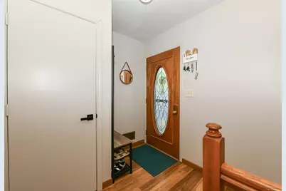 W180S8272  Pioneer Dr, Muskego, WI 53150 - Photo 6