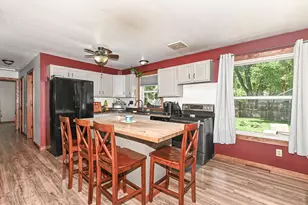 322 Woodlawn Ave, Racine, WI 53105 - Photo 4