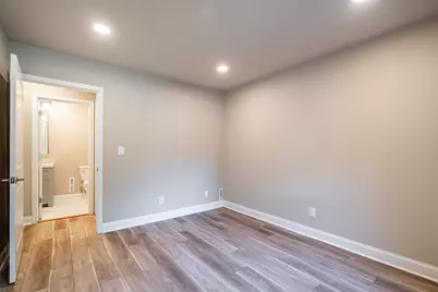 12804 N Colony Dr, Mequon, WI 53097 - Photo 30