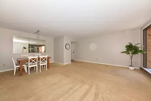 1906 E Shorewood Blvd, Shorewood, WI 53211 - Photo 10