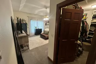 165 Chelsea Ln, Racine, WI 53182 - Photo 14