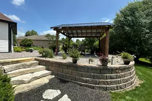 165 Chelsea Ln, Racine, WI 53182 - Photo 4