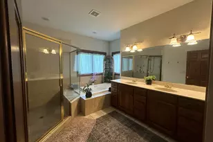 165 Chelsea Ln, Racine, WI 53182 - Photo 12