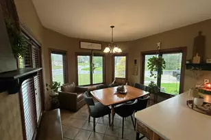 165 Chelsea Ln, Racine, WI 53182 - Photo 6