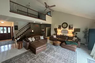 165 Chelsea Ln, Racine, WI 53182 - Photo 16
