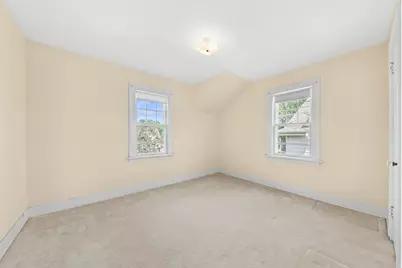 7011 W Garfield Ave, Wauwatosa, WI 53213 - Photo 30