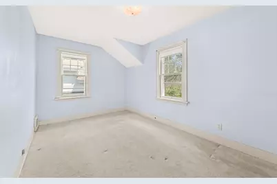 7011 W Garfield Ave, Wauwatosa, WI 53213 - Photo 28
