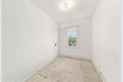 7011 W Garfield Ave, Wauwatosa, WI 53213 - Photo 32