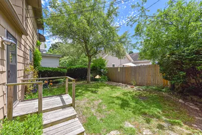 7011 W Garfield Ave, Wauwatosa, WI 53213 - Photo 22