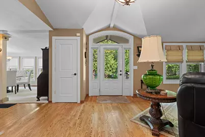 1823 W Shore Dr, Delafield, WI 53018 - Photo 16