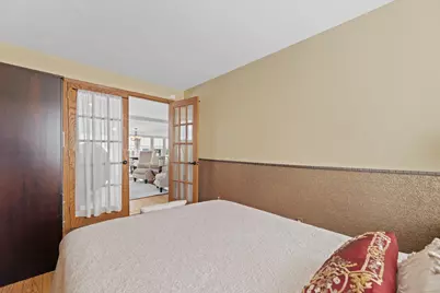 1823 W Shore Dr, Delafield, WI 53018 - Photo 40