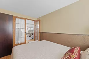 1823 W Shore Dr, Delafield, WI 53018 - Photo 40