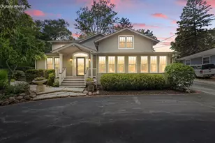 1823 W Shore Dr, Delafield, WI 53018 - Photo 4