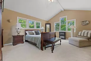1823 W Shore Dr, Delafield, WI 53018 - Photo 26