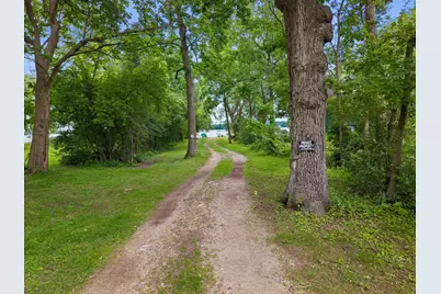1823 W Shore Dr, Delafield, WI 53018 - Photo 48