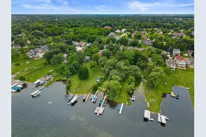 1823 W Shore Dr, Delafield, WI 53018 - Photo 50