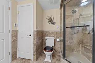 1823 W Shore Dr, Delafield, WI 53018 - Photo 30