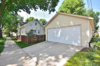 6602  Romona Ave, Wauwatosa, WI 53213 - Photo 34
