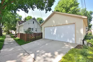 6602 Romona Ave, Wauwatosa, WI 53213 - Photo 34