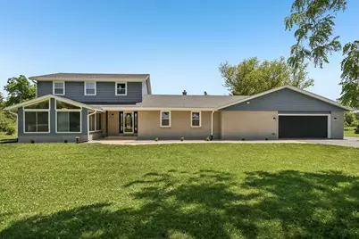 10780 S 92nd St, Franklin, WI 53132 - Photo 2