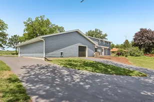 10780 S 92nd St, Franklin, WI 53132 - Photo 48