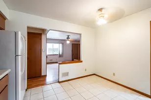 8625 W Petersik St, Milwaukee, WI 53224 - Photo 10