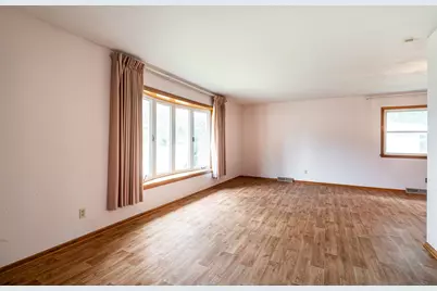 8625 W Petersik St, Milwaukee, WI 53224 - Photo 4