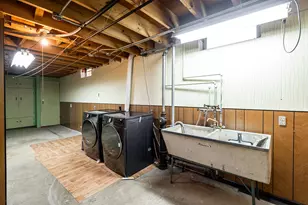 8625 W Petersik St, Milwaukee, WI 53224 - Photo 24