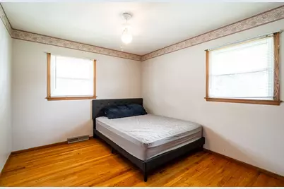 8625 W Petersik St, Milwaukee, WI 53224 - Photo 18
