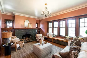 2543 N Grant Blvd, Milwaukee, WI 53210 - Photo 2