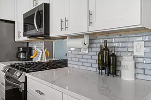 26727 Denoon Rd, Racine, WI 53185 - Photo 10