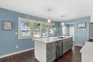 26727 Denoon Rd, Racine, WI 53185 - Photo 6