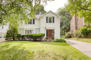 165 N 85th St, Wauwatosa, WI 53226 - Photo 2