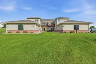 334 Brookside Dr, Mayville, WI 53050 - Photo 1