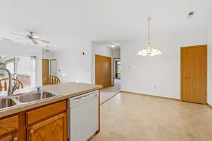 334 Brookside Dr, Mayville, WI 53050 - Photo 10