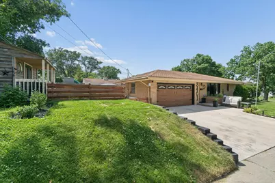 3401 S 88th St, Milwaukee, WI 53227 - Photo 4