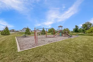 N47W22311 Woodleaf Way, Pewaukee, WI 53072 - Photo 48
