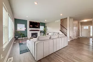 N47W22311 Woodleaf Way, Pewaukee, WI 53072 - Photo 16