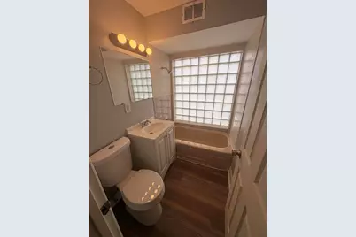7248 W Potomac Ave, Milwaukee, WI 53216 - Photo 10