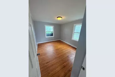 7248 W Potomac Ave, Milwaukee, WI 53216 - Photo 6