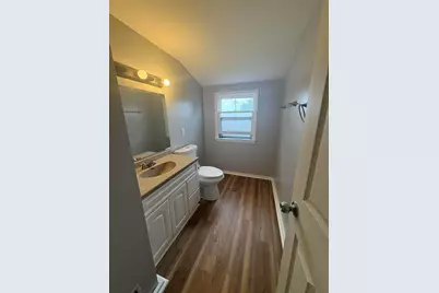 7248 W Potomac Ave, Milwaukee, WI 53216 - Photo 16